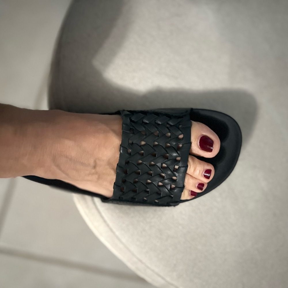 Black Woven Slide Sandals - Picture 4 of 4